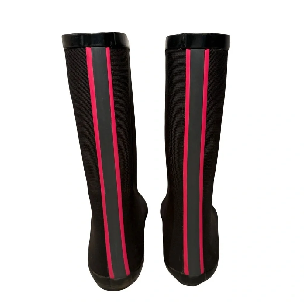 dav Women's Black Rain Boots with Pink Stripe on back size 6 height 10” scratch